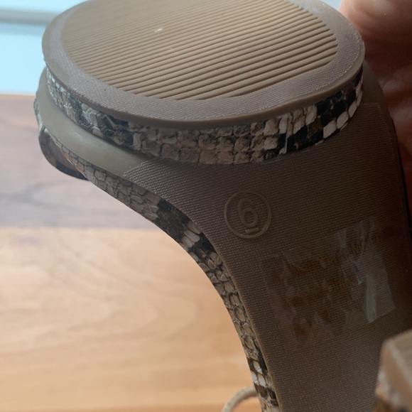 Fashion Nova Snake Print Heels - Picture 3 of 3